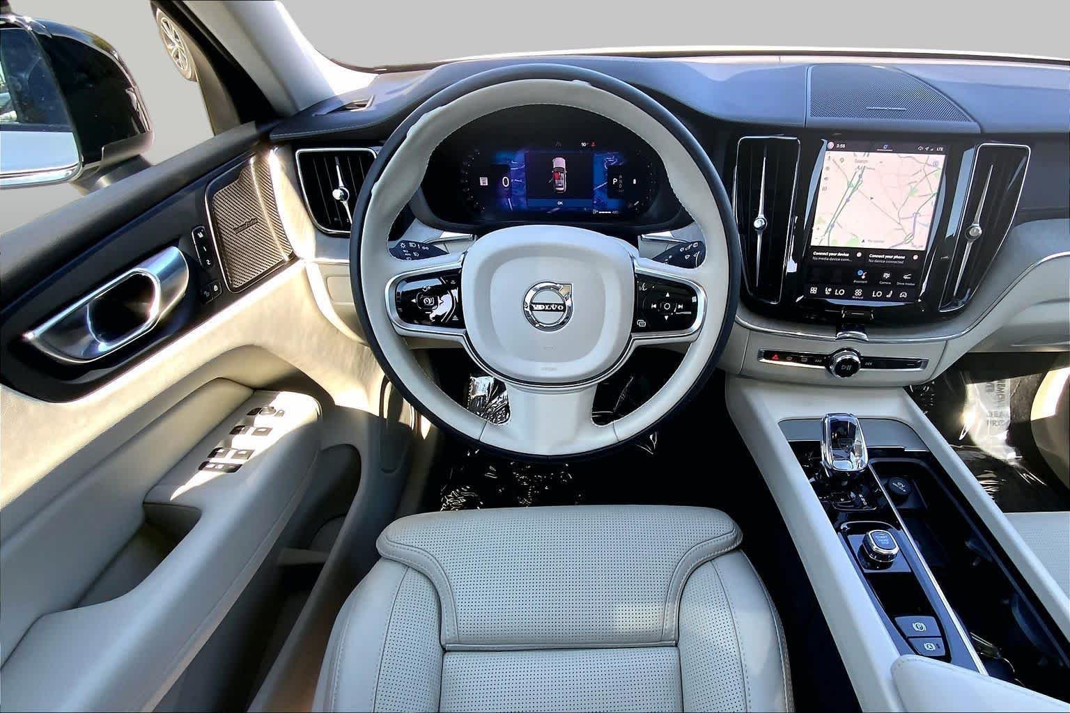 Used 2024 Crystal White Metallic Volvo Ultimate Dark Theme image 6