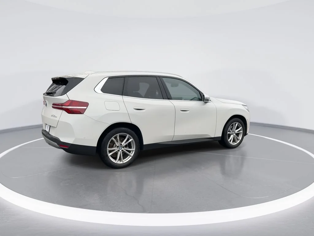 2025 BMW X3 30 - Photo 8