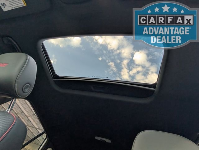 Used 2025 Summit White Chevrolet 2RS image 12