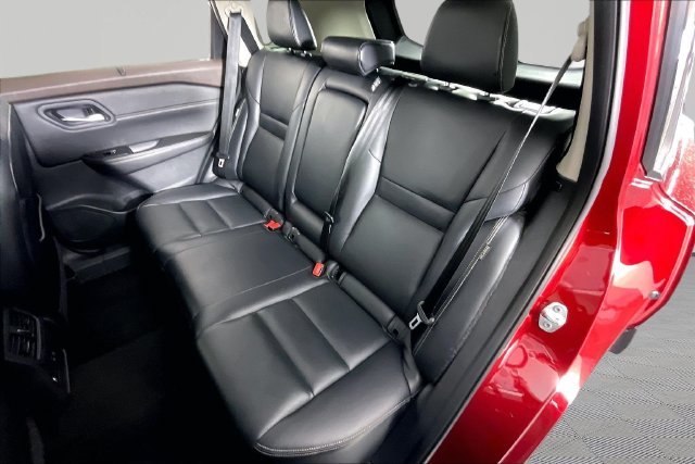 Used 2023 Red Nissan SL image 19