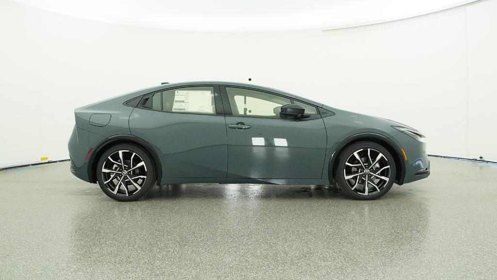 New 2026 Guardian Gray Toyota XSE image 9