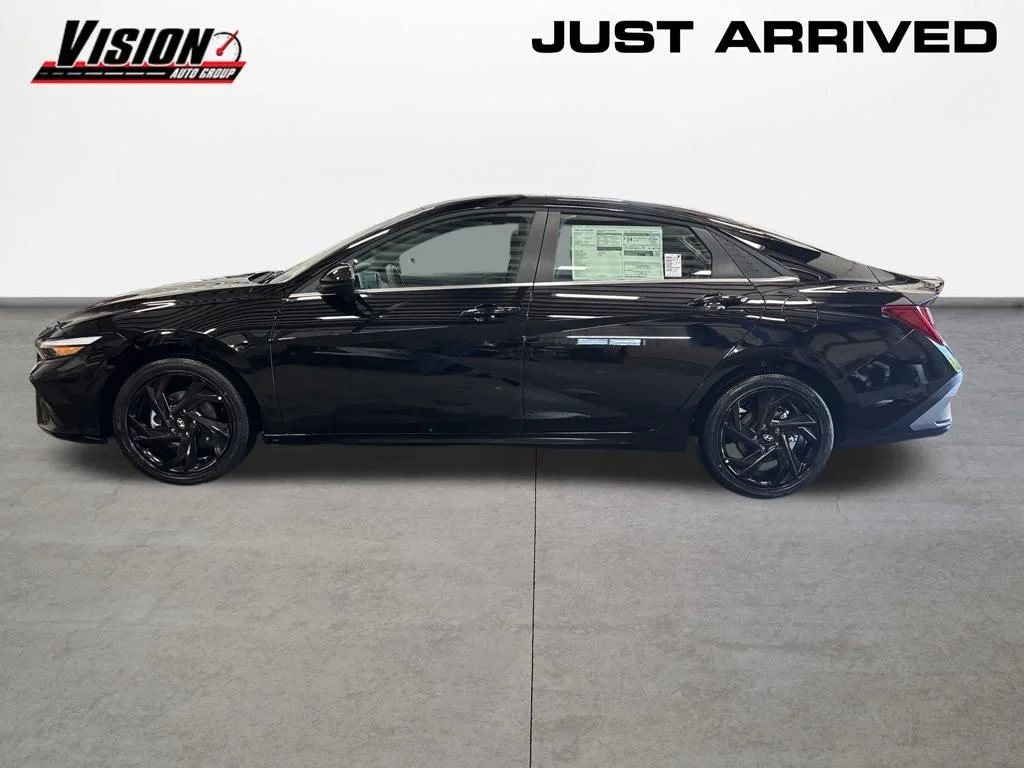 New 2026 Black Hyundai SEL Sport image 2
