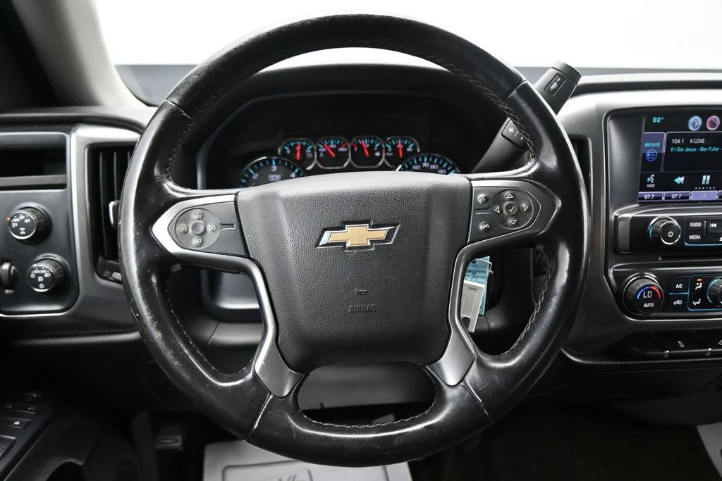 Used 2015 Red Chevrolet LT image 15