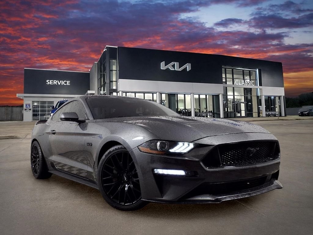 2020 Ford Mustang