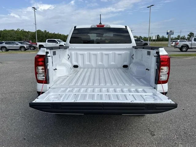 New 2026 Oxford White Ford XL image 18