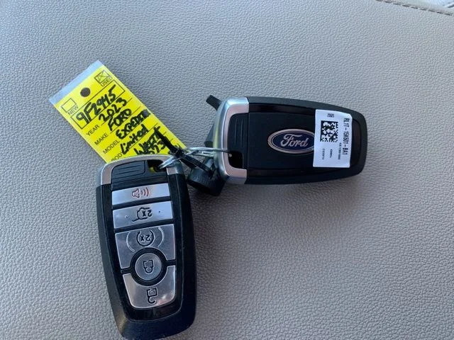 Used 2023 White Ford Limited image 41