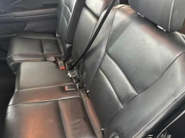 Used 2018 White Honda EX-L image 30