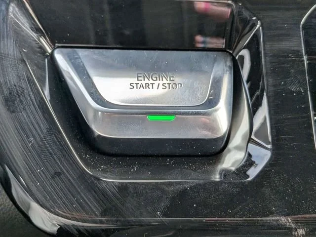 New 2026 Summit White GMC AT4X image 31