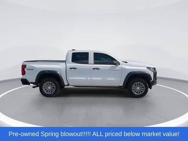 Used 2025 White Chevrolet Trail Boss image 9