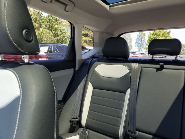 New 2026 White Volkswagen 1.5T SEL image 10