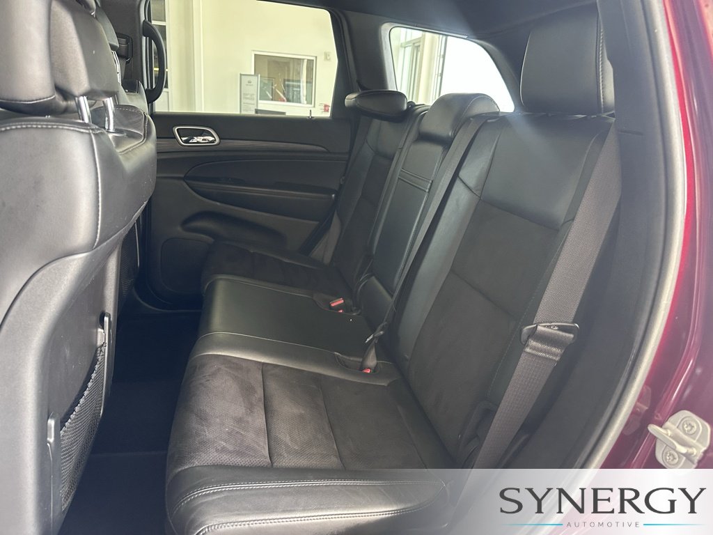 Used 2020 Velvet Red Pearlcoat Jeep Altitude image 25
