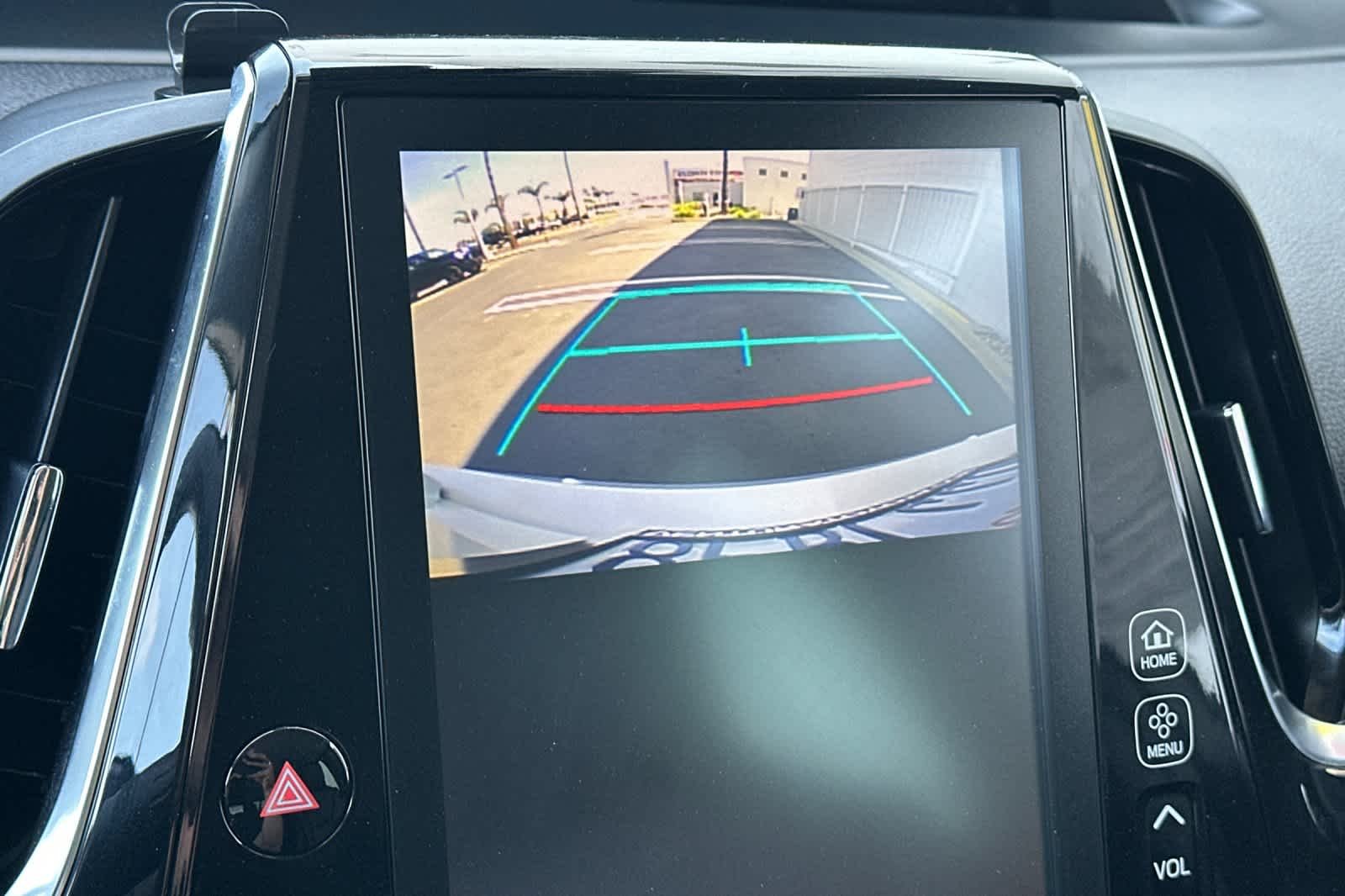 Certified Used 2018 Blizzard Pearl Toyota Advanced image 18