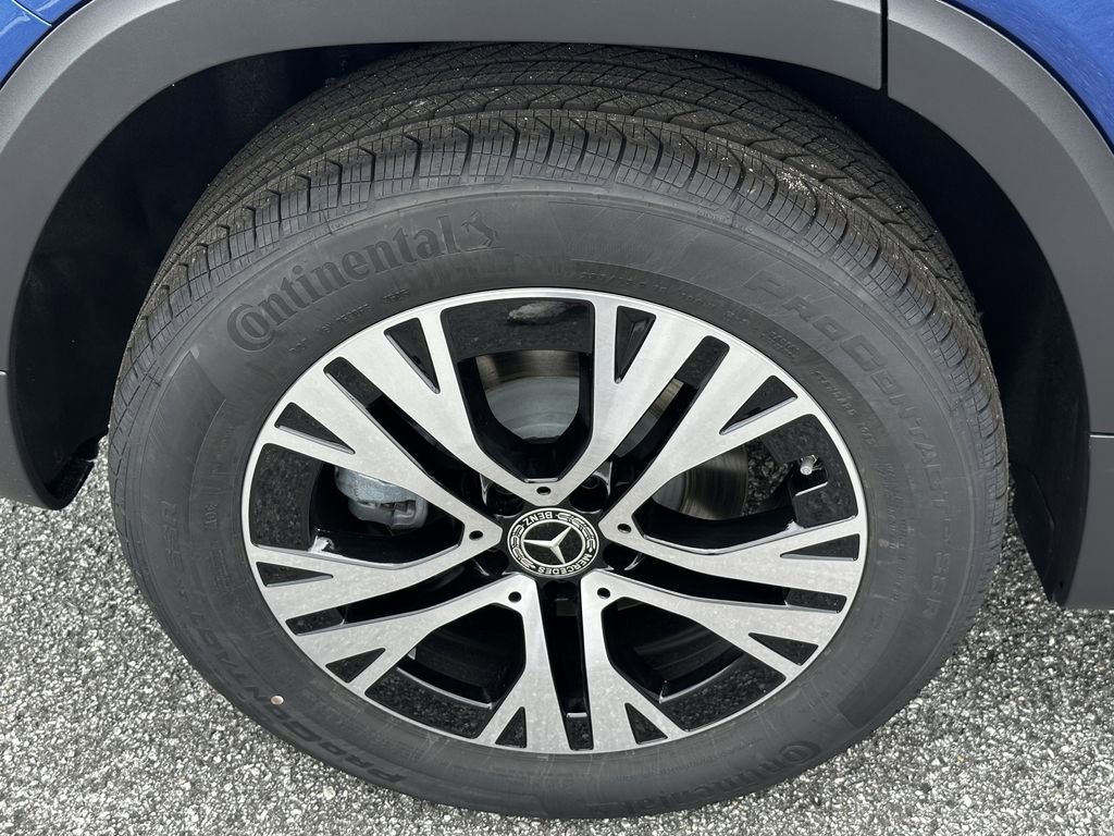New 2026 Starling Blue Metallic Mercedes-Benz GLB 250 image 20