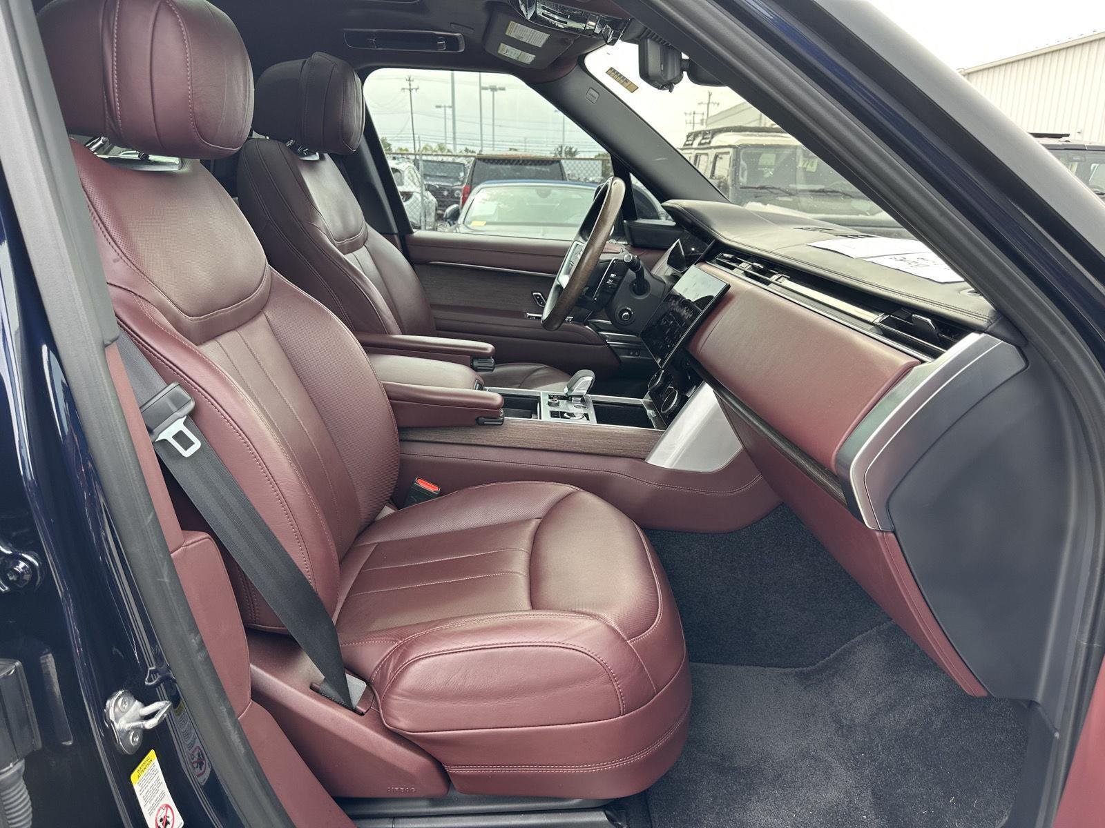 Used 2023 Portofino Blue Metallic Land Rover Autobiography image 14