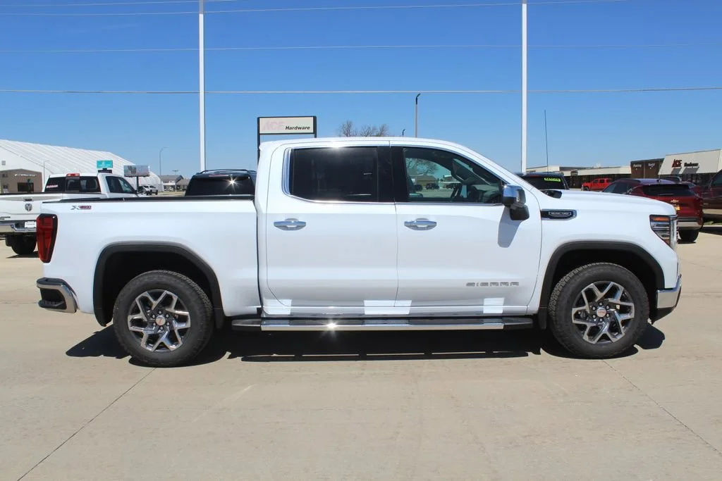 New 2026 Glacier White Tricoat GMC SLT image 2