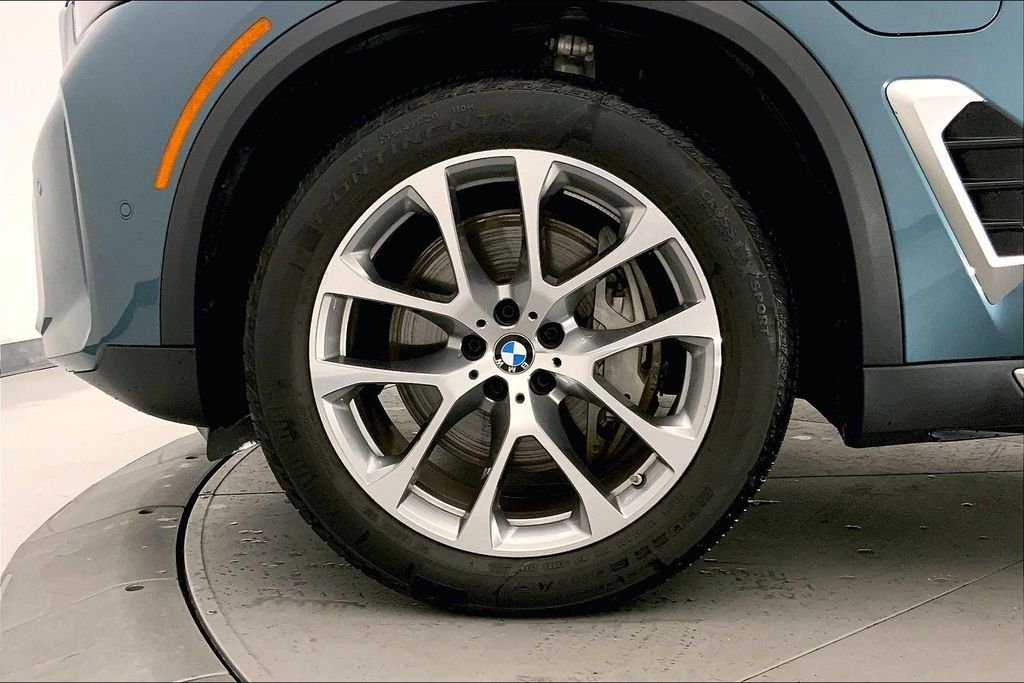 2026 BMW X5 50e - Photo 8