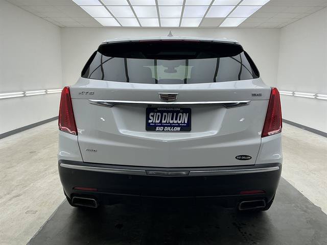Certified Used 2017 Crystal White Tricoat Cadillac Luxury AWD image 5