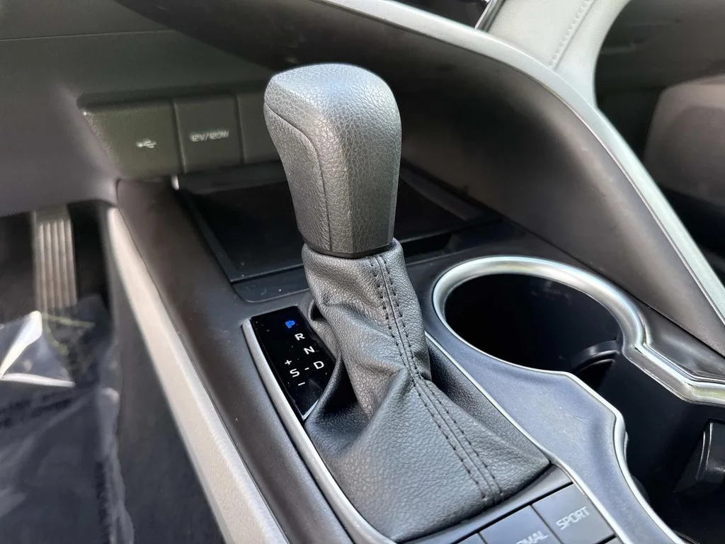 Used 2023 Silver Toyota LE image 32