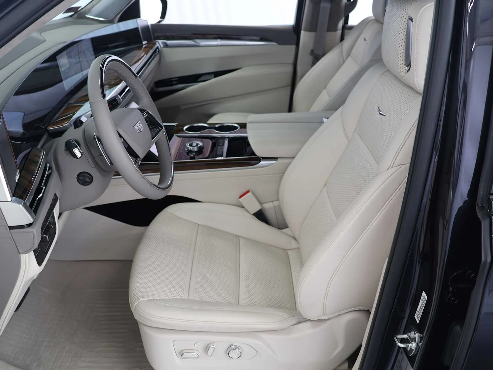 Used 2026 Galactic Gray Metallic Cadillac 4WD Platinum Sport image 12