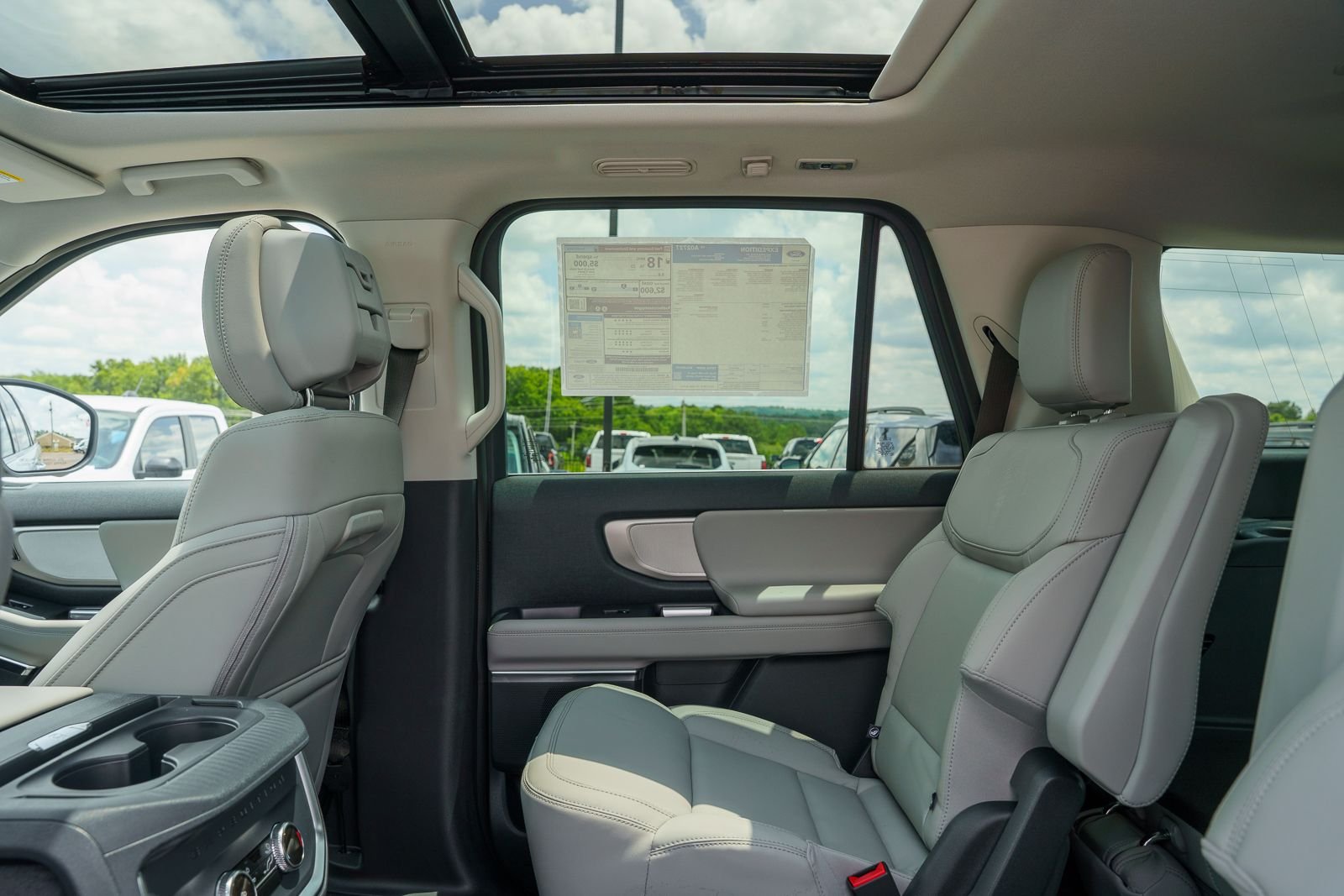 New 2027 Glacier Gray Metallic Tri-Coat Ford Active image 17