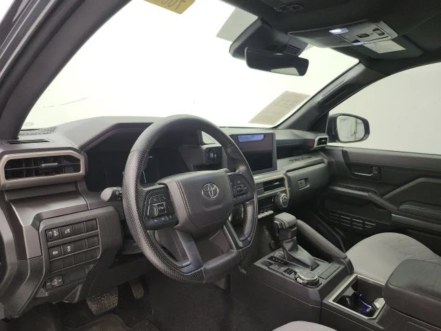 Used 2025  Toyota SR5 image 10