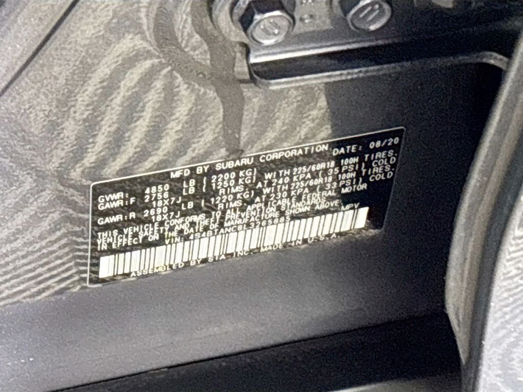 Used 2020 Gray Metallic Subaru Limited image 26