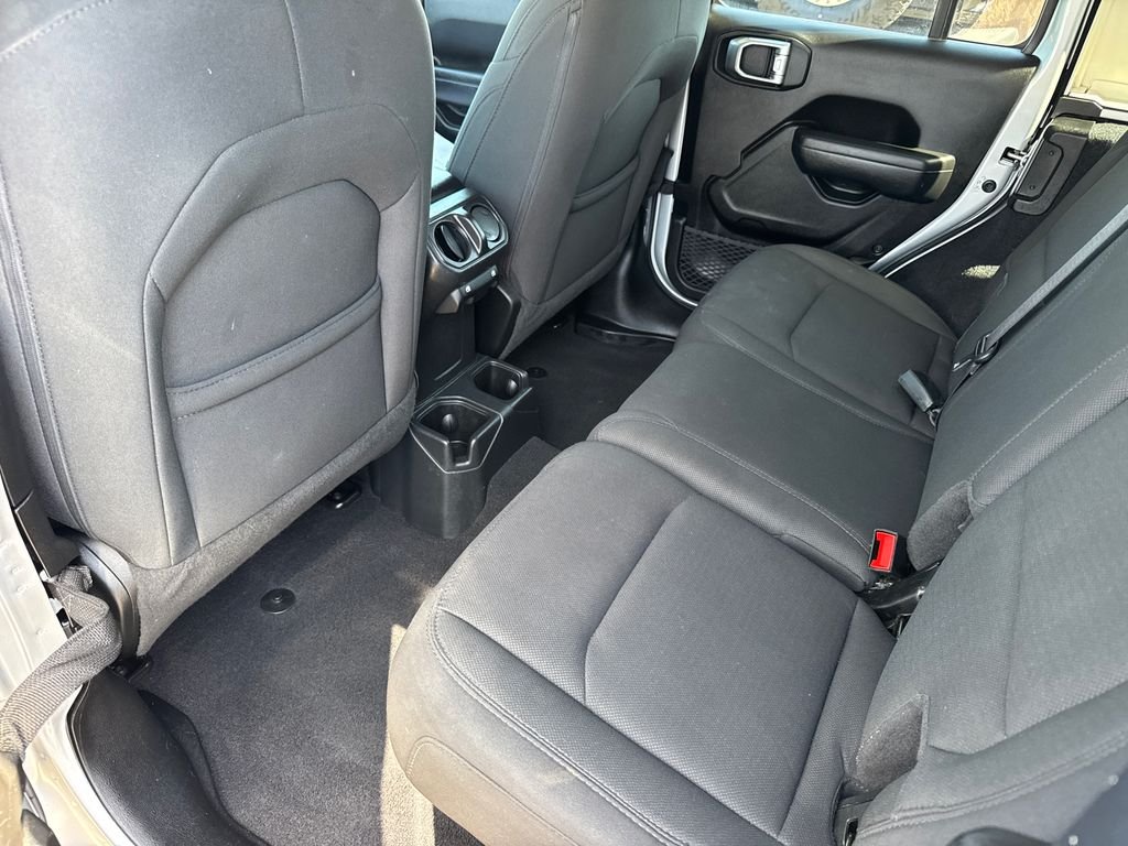 Used 2023 Silver Jeep Sport S image 20