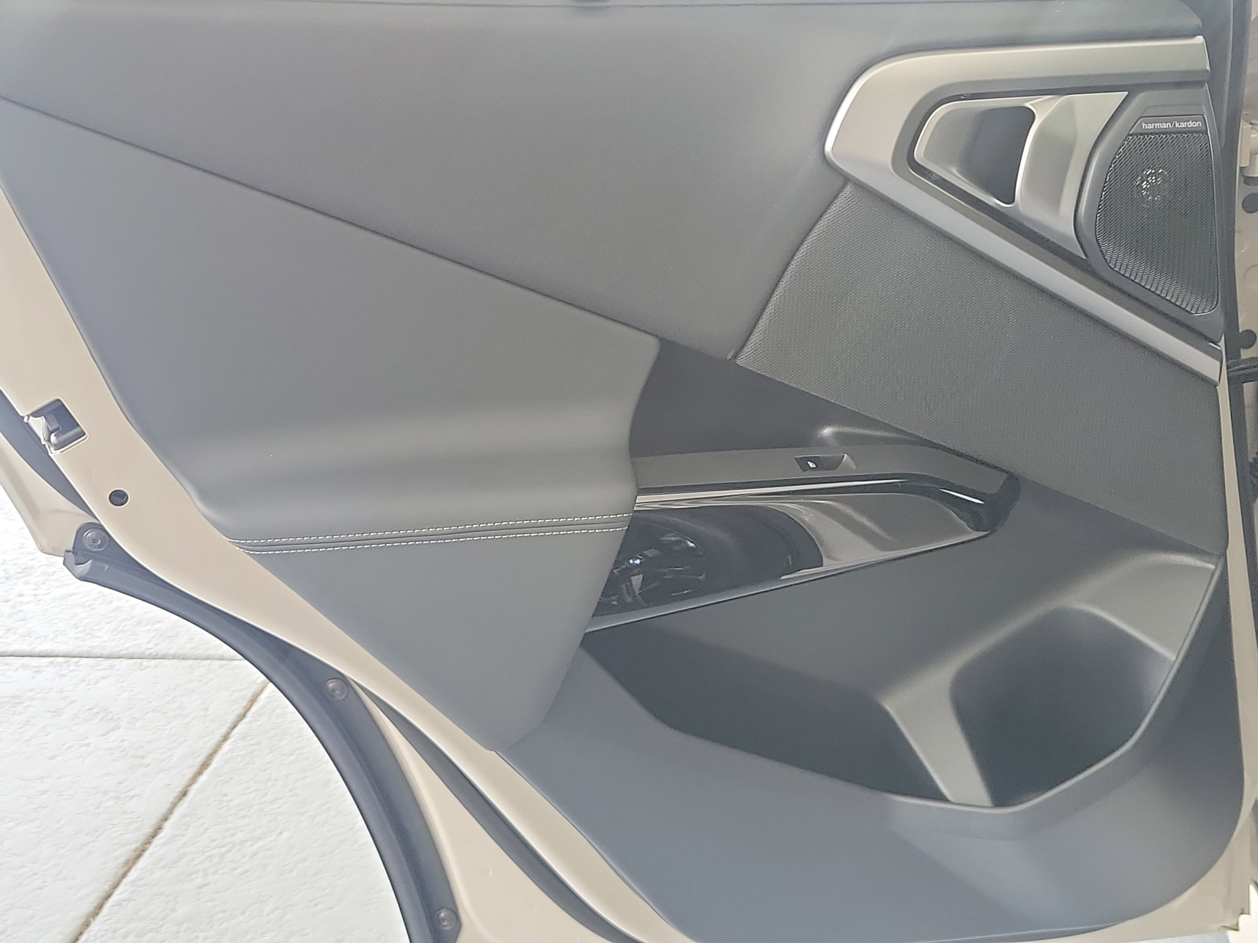 New 2026 Dune Grey Metallic BMW M50 xDrive image 10