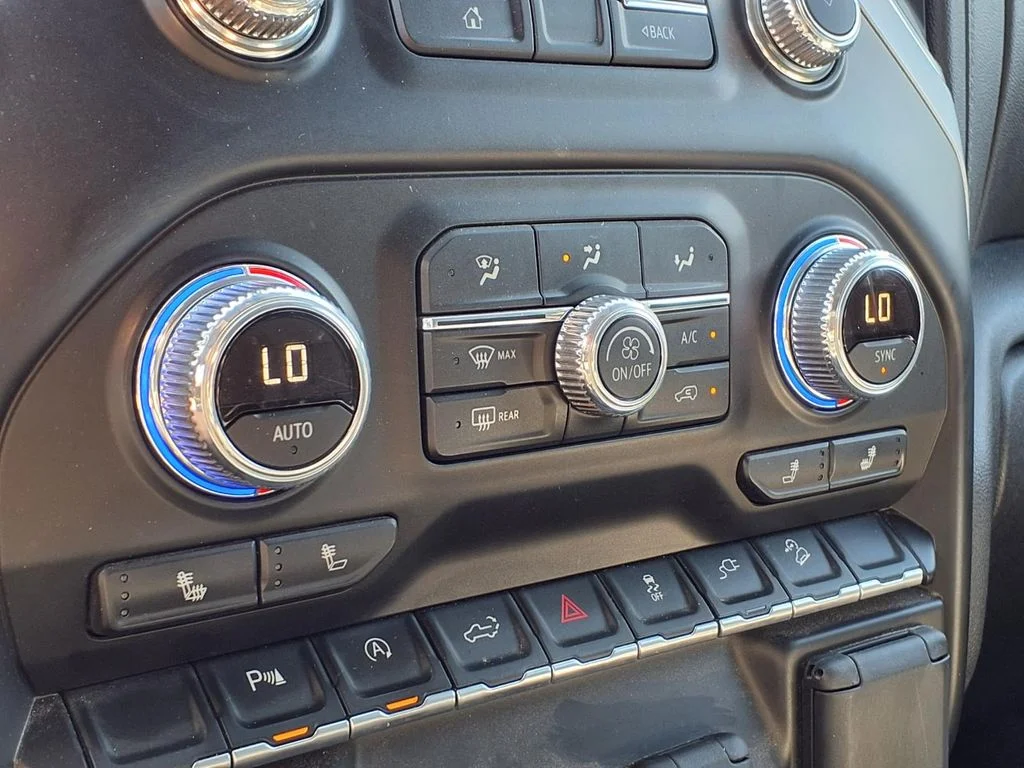 Used 2019 Silver GMC SLT image 20