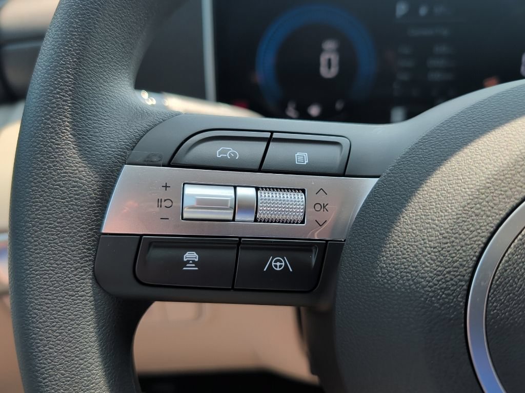 New 2026 Phantom Black Hyundai SEL Plus image 18