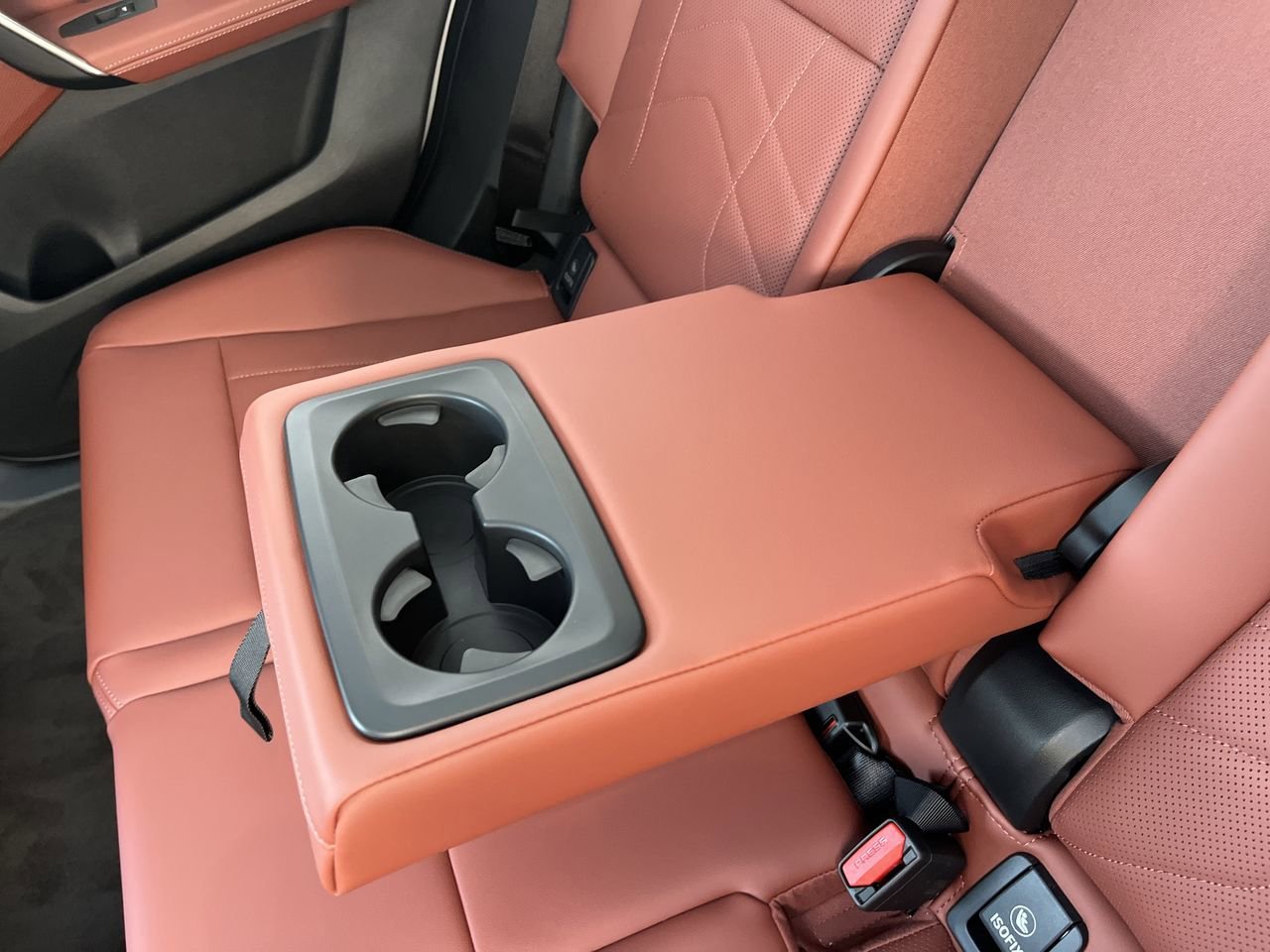 2026 BMW X1 28i - Photo 33