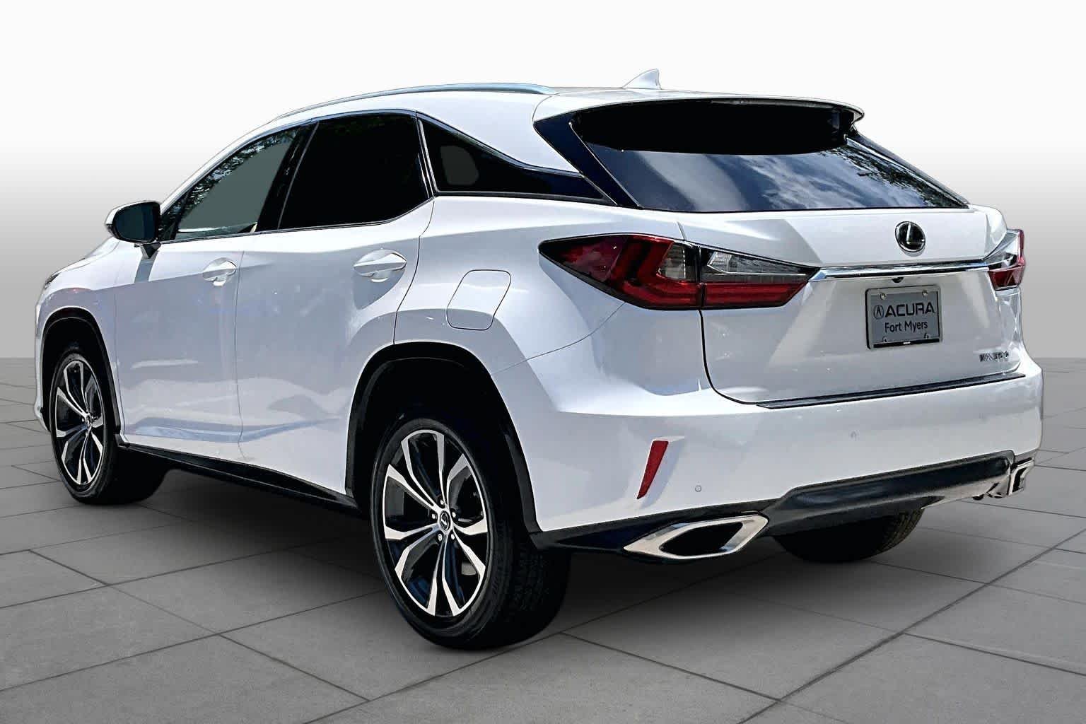 Used 2018 Eminent White Pearl Lexus  image 12