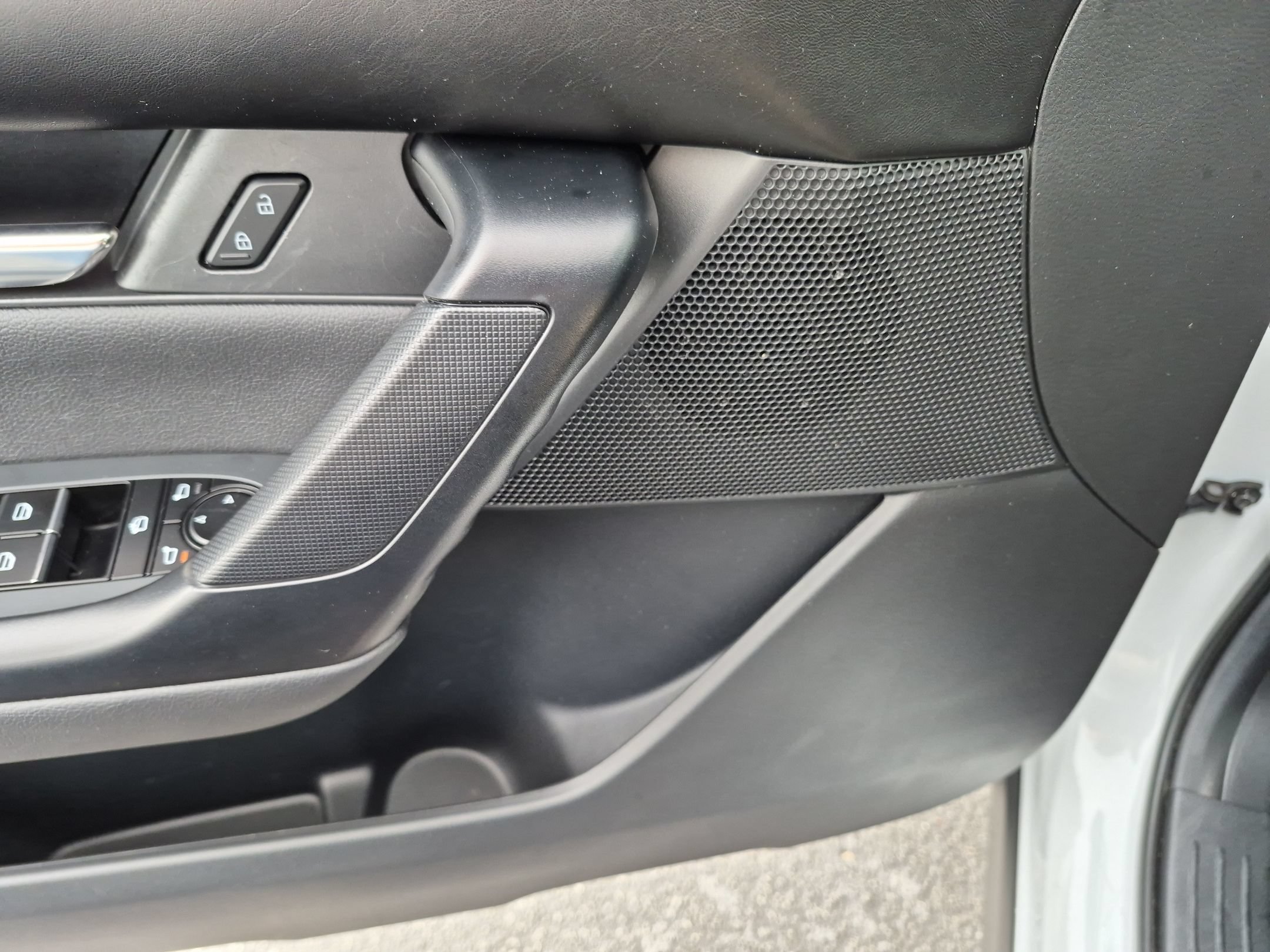 Used 2026 Wind Chill Pearl Mazda Premium Plus image 14