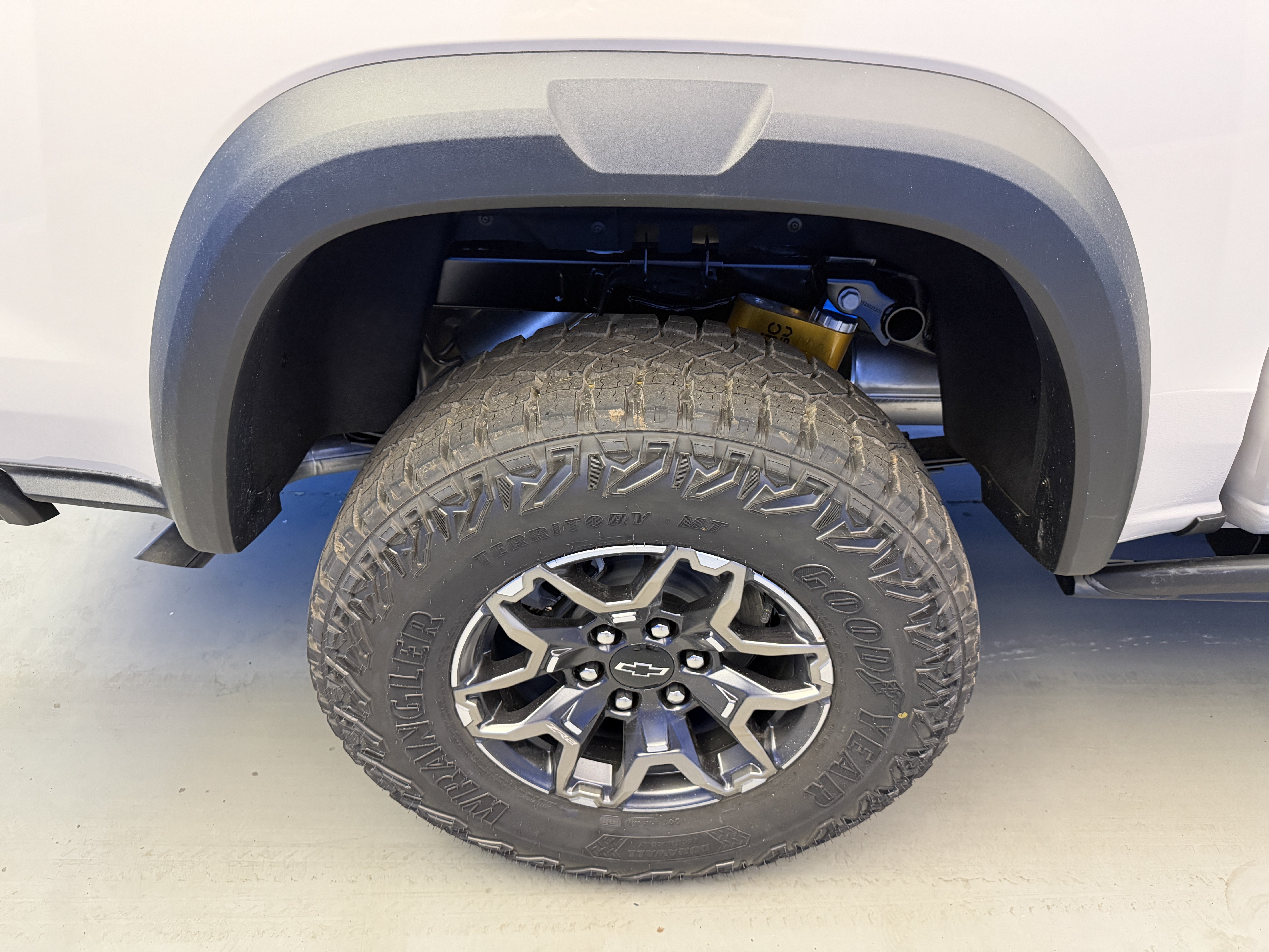 2026 Chevrolet Colorado ZR2 - Photo 8