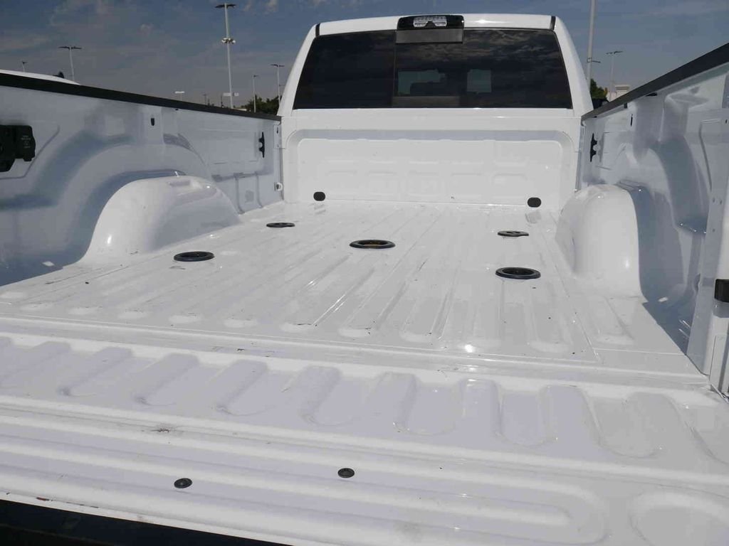 Used 2022 White Ram Big Horn image 10