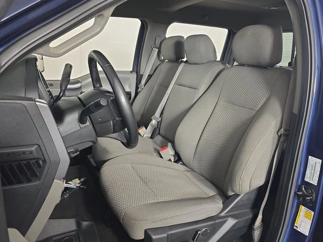 Used 2018 Blue Ford XLT image 24