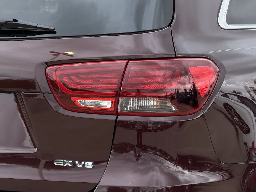 Used 2020 Purple Kia EX image 10