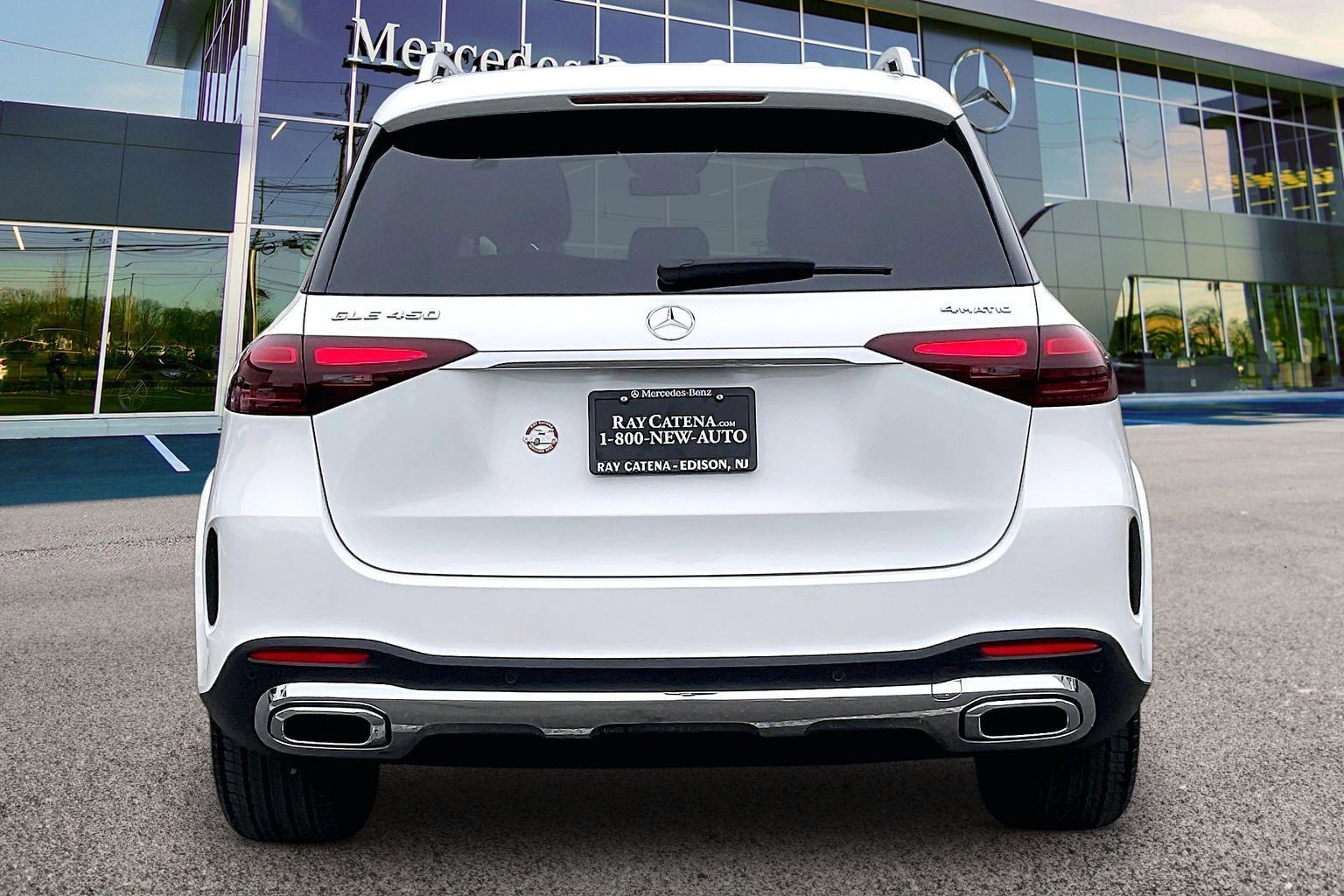 New 2026 Polar White Mercedes-Benz GLE 450 image 18