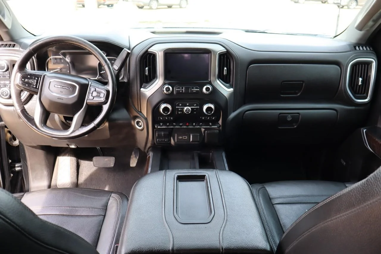 Used 2020 Onyx Black GMC Denali image 13