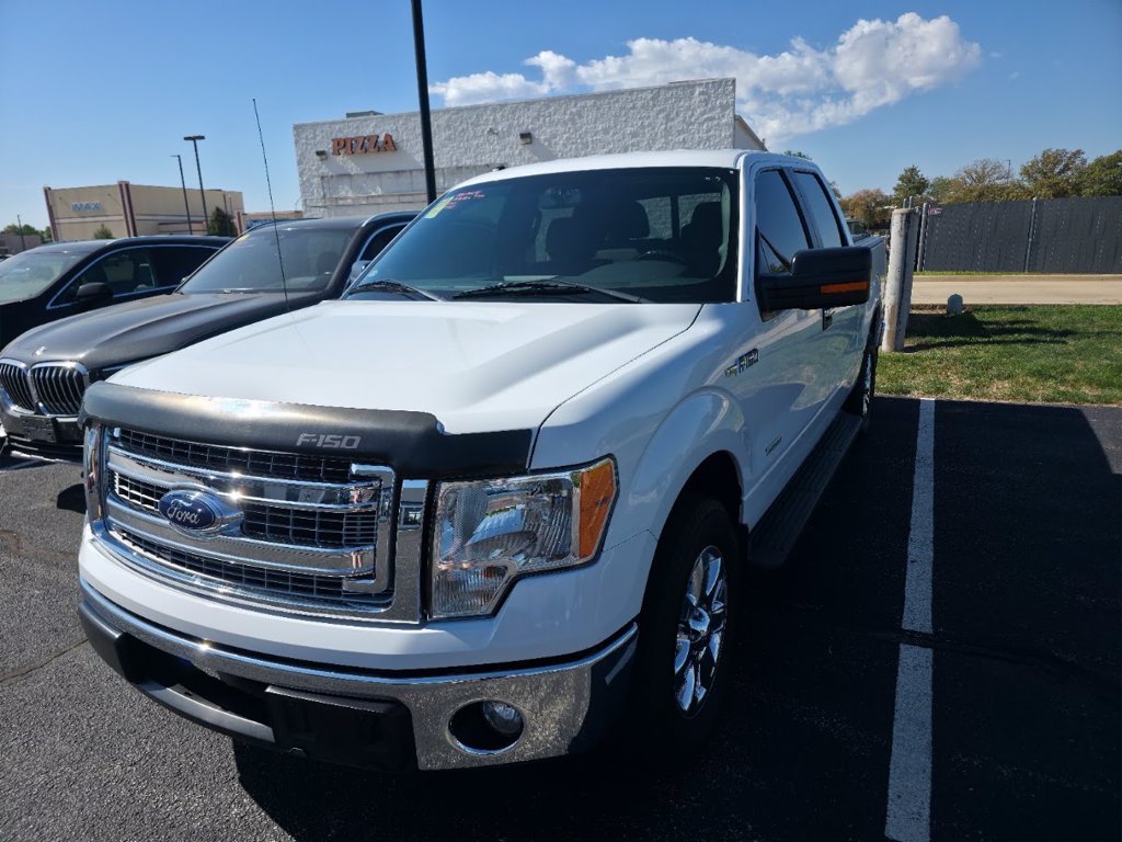 Used 2013 Oxford White Ford XLT image 2