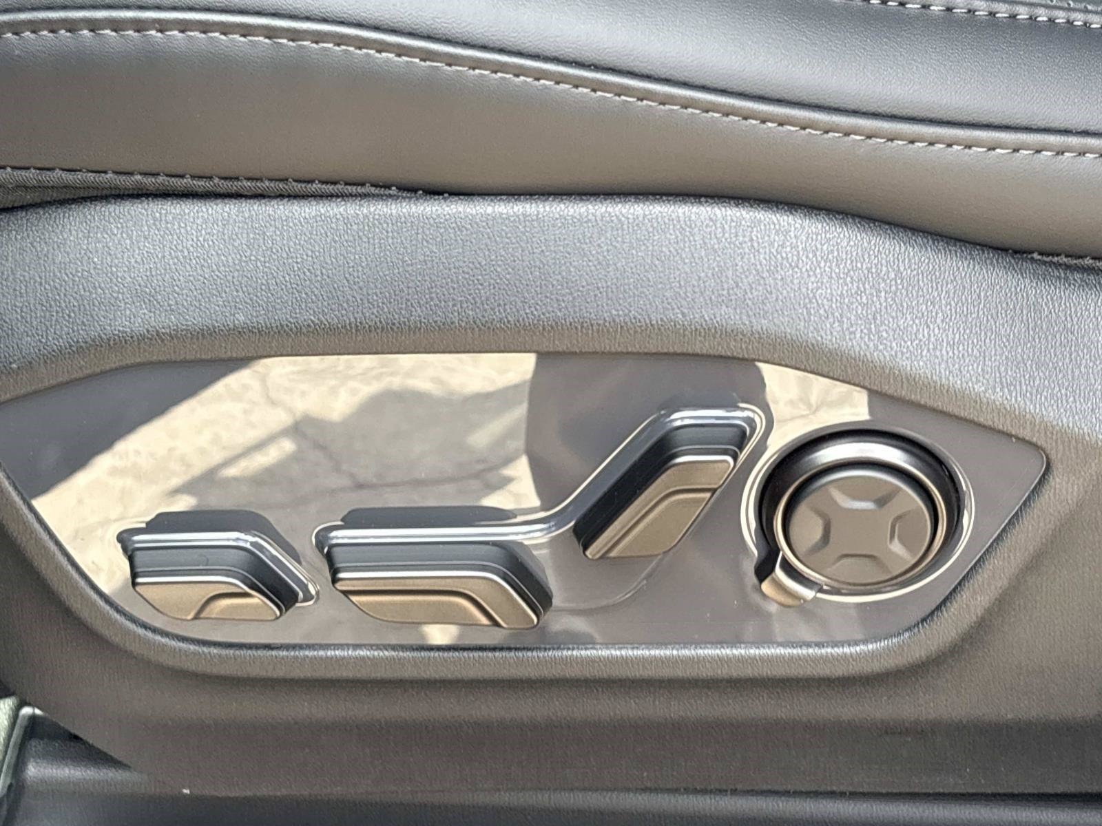 New 2027 Ebony Black Kia X-LINE SX PRESTIGE image 21