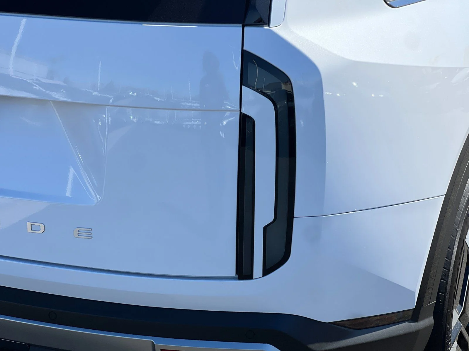 New 2027 White Kia EX image 32