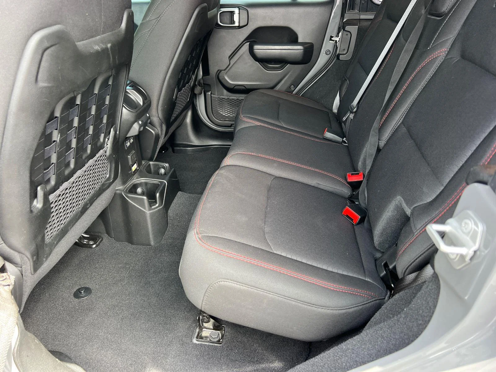 Used 2023 Sting-Gray Clearcoat Jeep Rubicon image 21