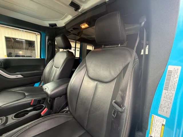 Used 2017 Blue Jeep Unlimited Sahara image 20