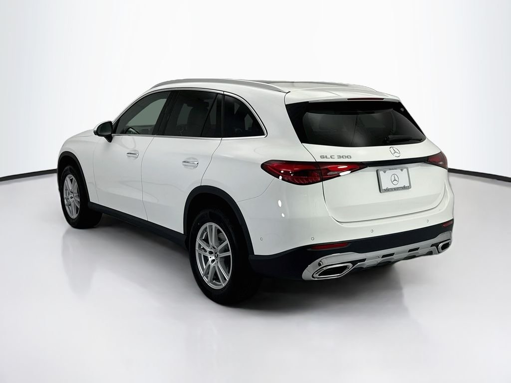 New 2027 Polar White Mercedes-Benz GLC 300 image 7