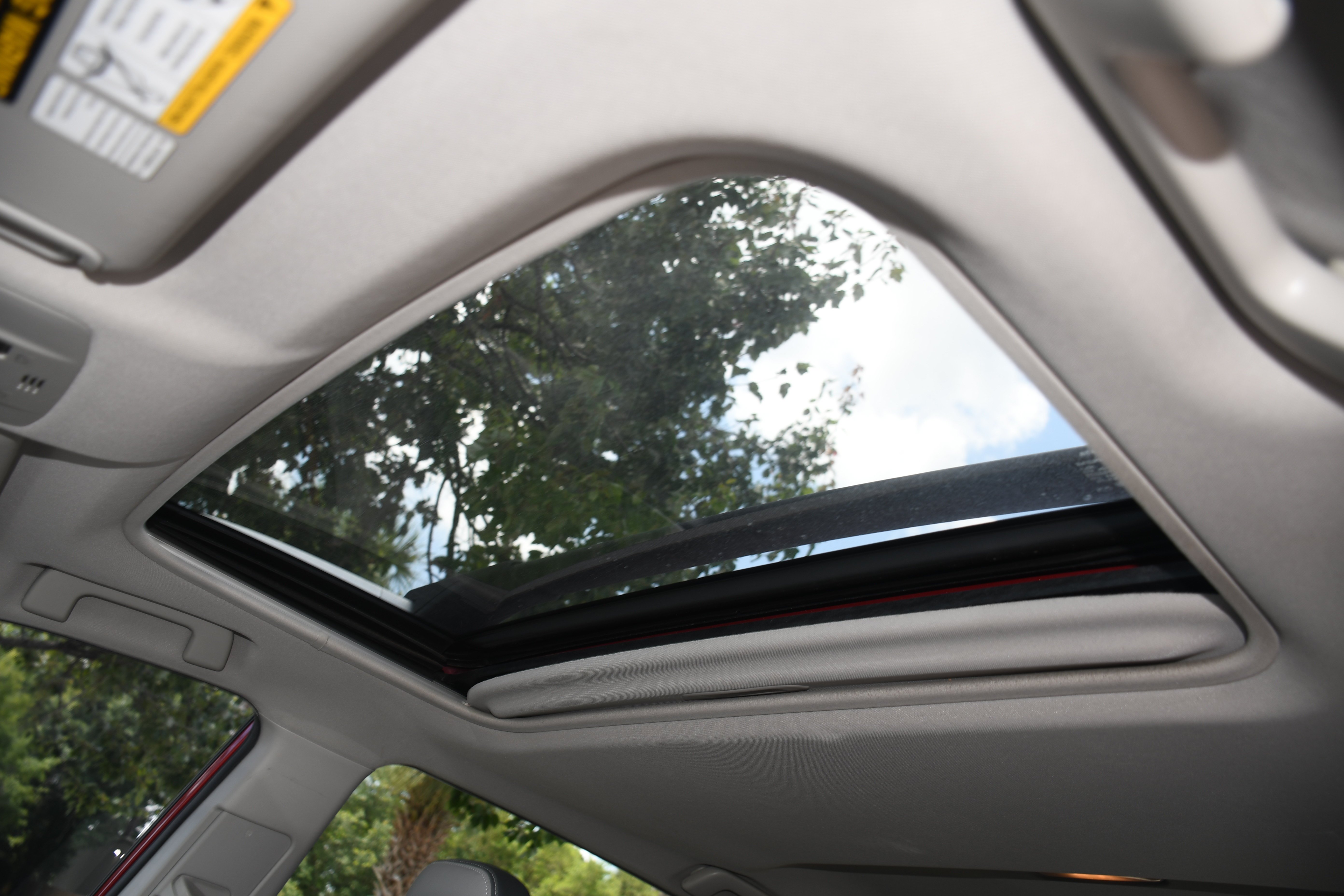 Used 2015 Red Toyota Limited image 6