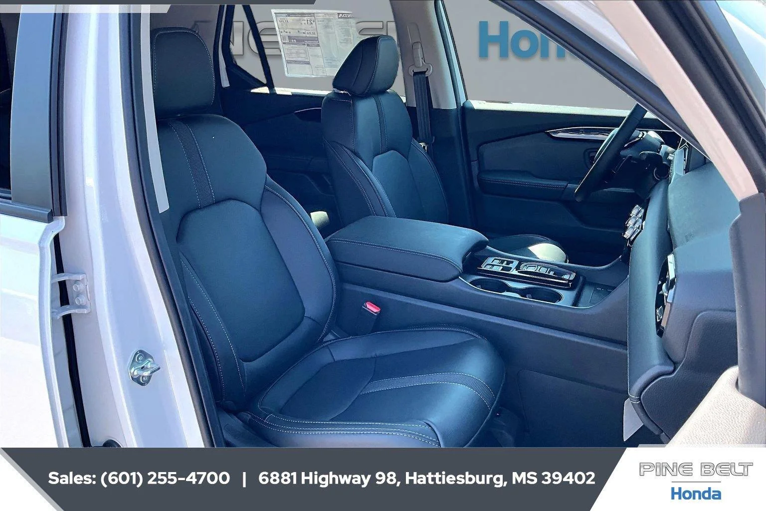 New 2026 Platinum White Pearl Honda RTL image 9