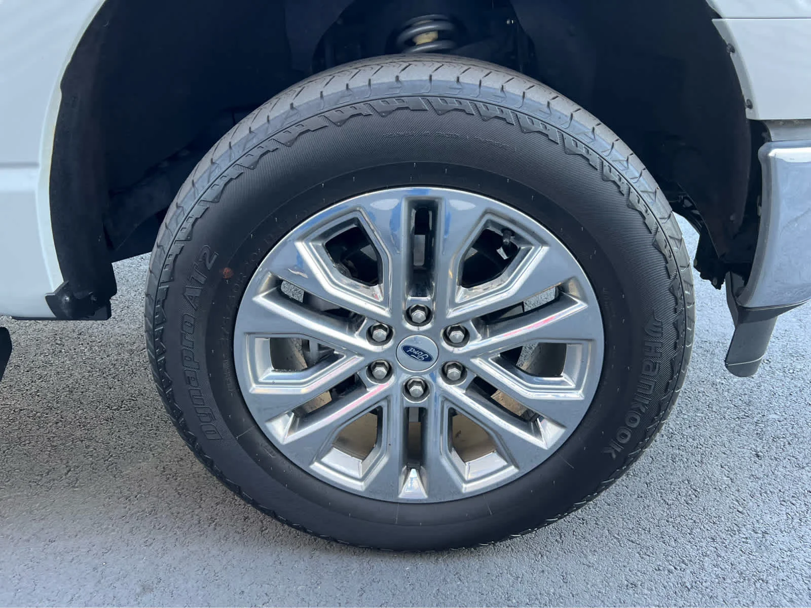 Used 2024 Avalanche Ford LARIAT image 16