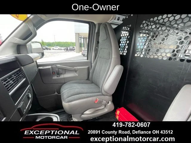 Used 2025 White GMC Work Van image 24