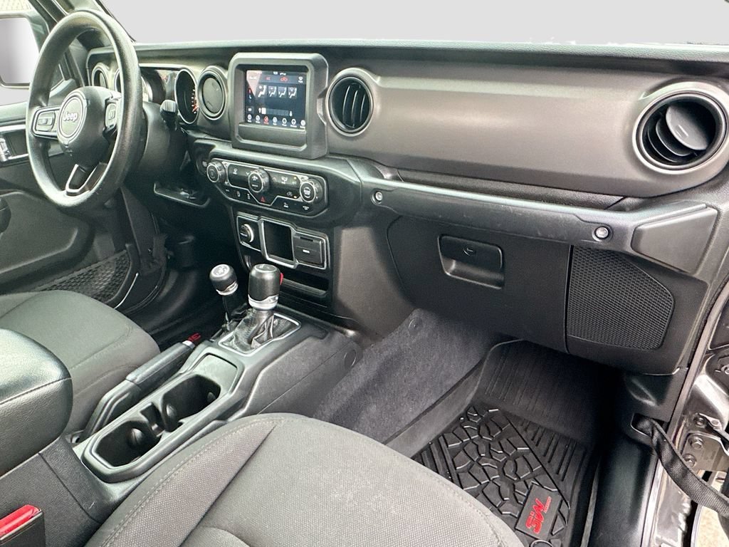 Used 2023 Grey Jeep Sport image 29
